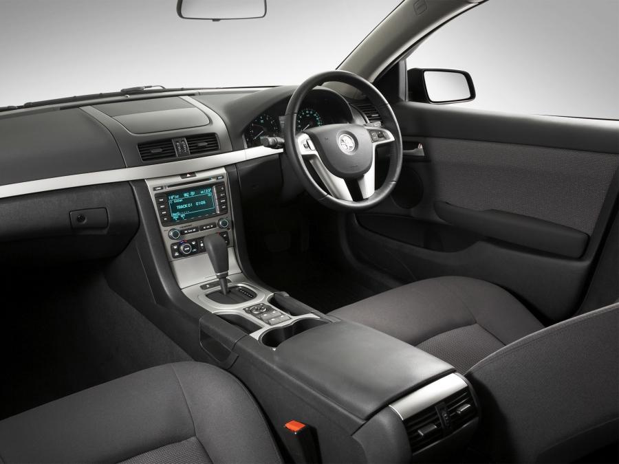  Holden Berlina Sportwagon 2008 года  (фото 3 из 13)